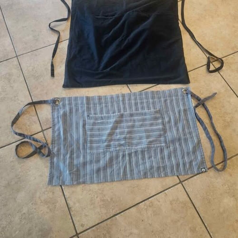2 pack Waiter Aprons with Pockets